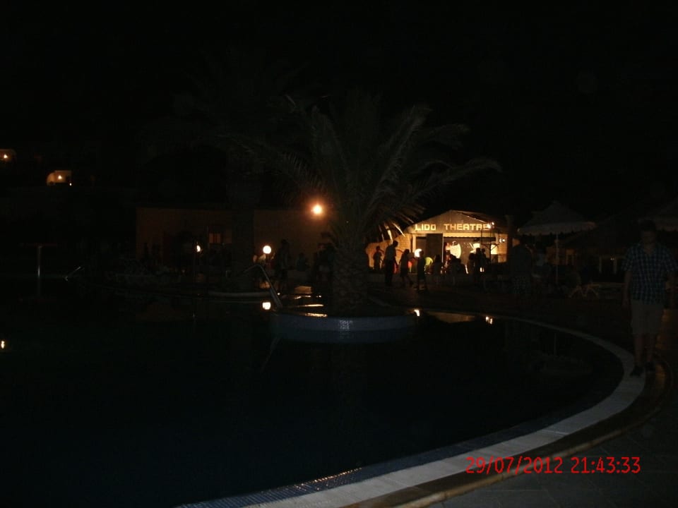 Pool / Animation Royal Lido Resort & Spa