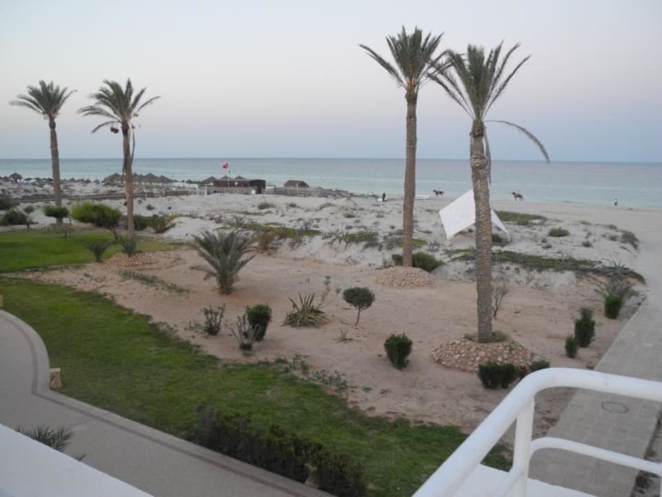 "weitläufige Gartenanlage" Le Enjoy Djerba Hotel