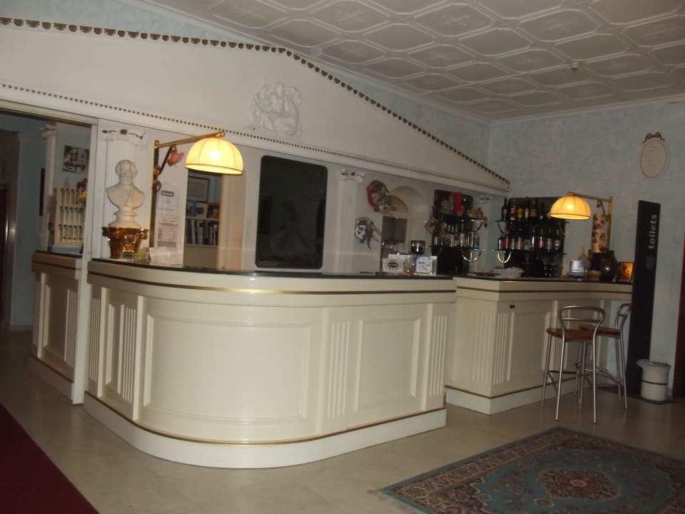 Rezeption Hotel Verdi