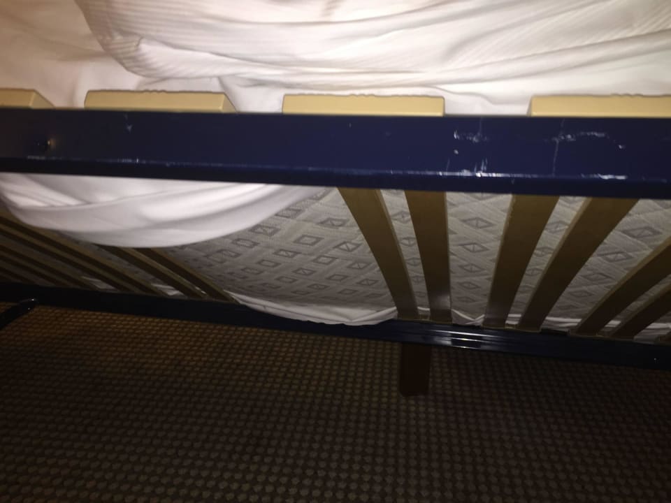 Zustellbett für Kinder  Sheraton Carlton Hotel Nürnberg