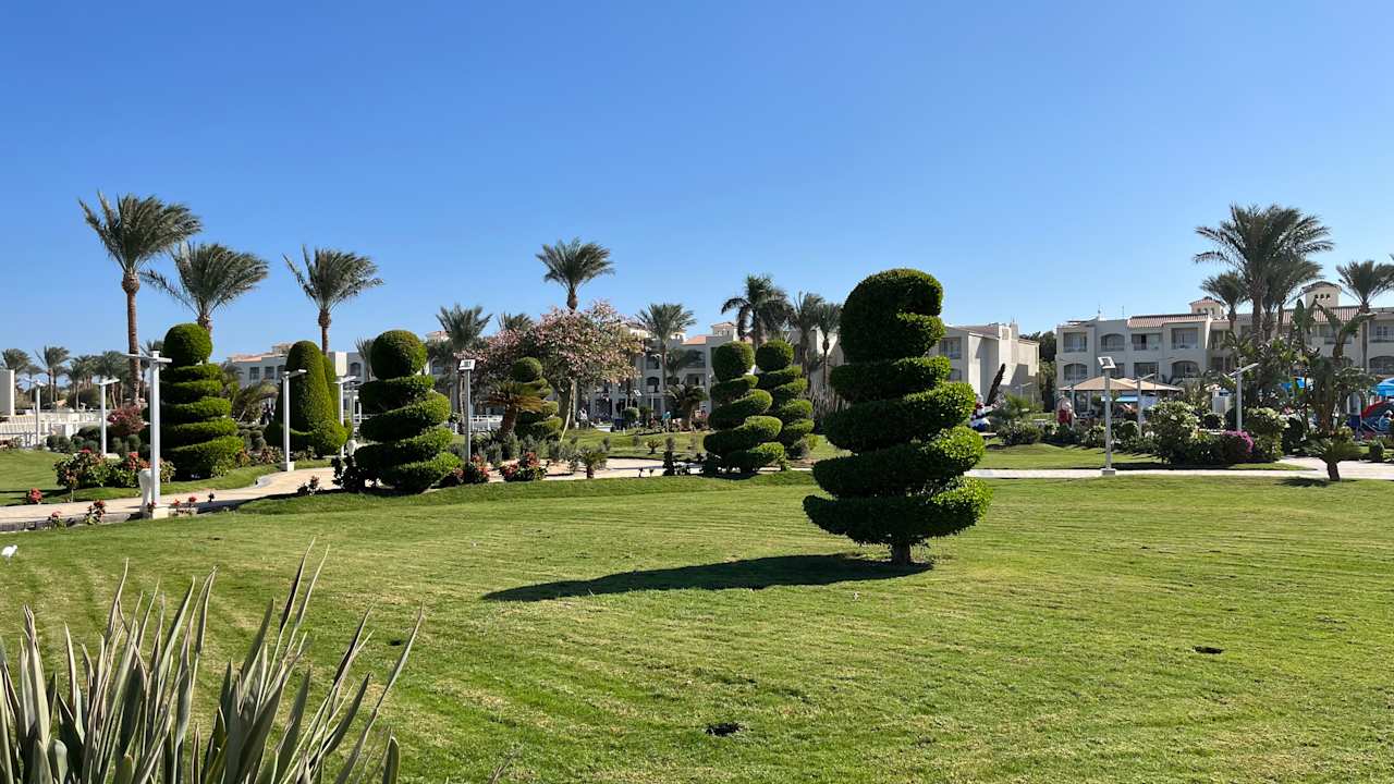 Gartenanlage Pickalbatros Dana Beach Resort - Hurghada