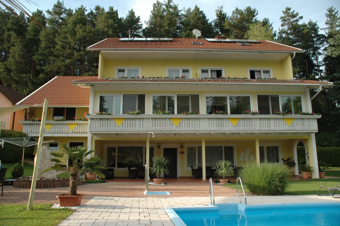 Außenansicht Ferienwohnungen Brezjak