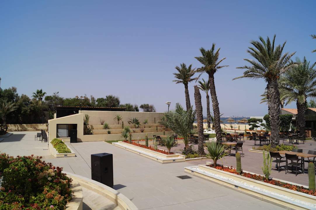 Zugang zum Amphitheater und dem Kids-Club Hotel Rosa Beach