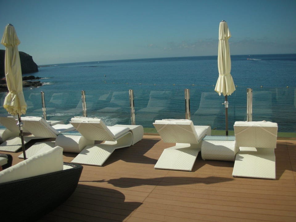 Chillout-Blick von der 8. Etage Boutique H10 Big Sur - Adults only