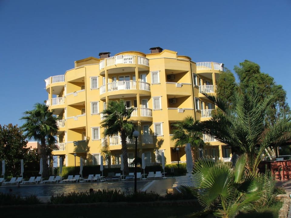 Aussenansicht Hotel Club Paradiso