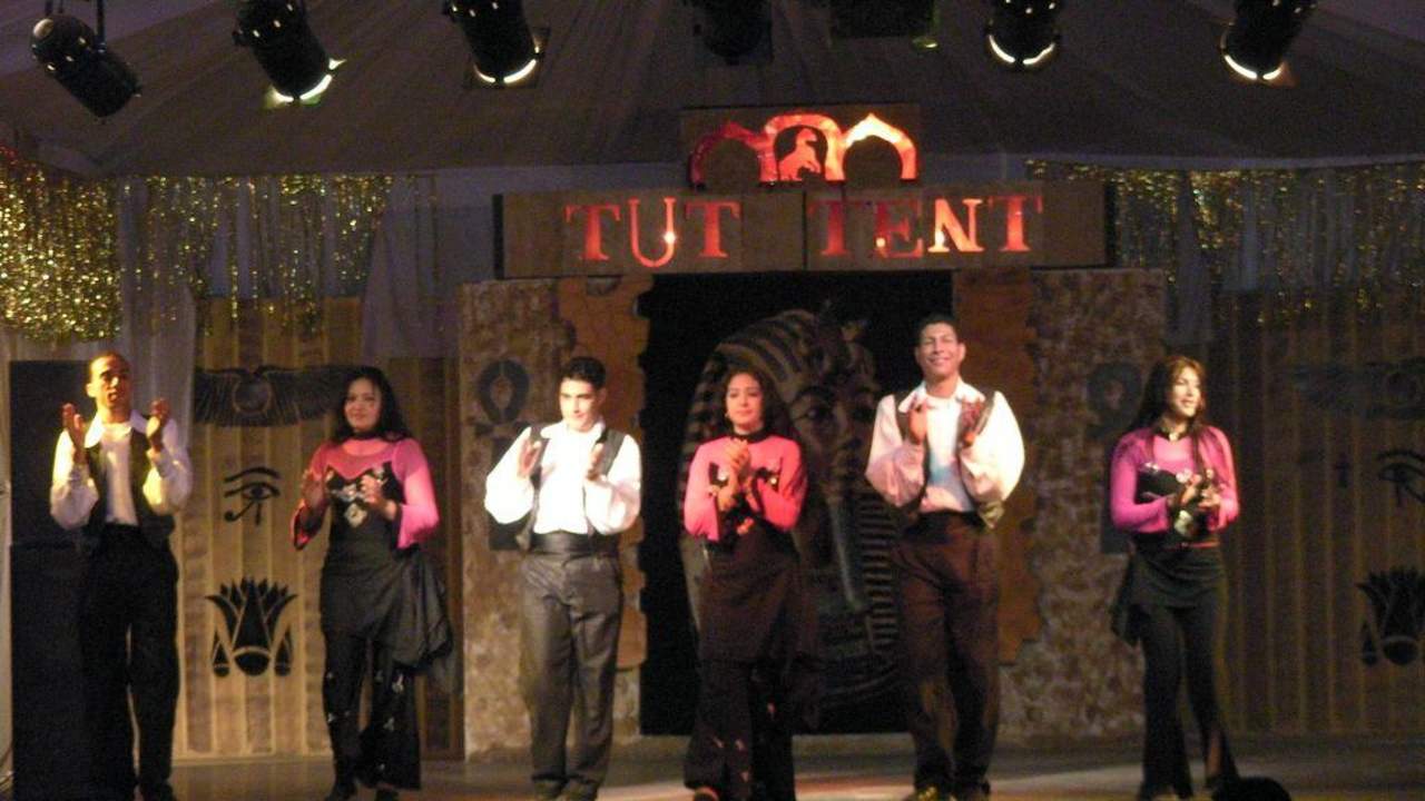 Tanzgruppe Pickalbatros Alf Leila Wa Leila Resort - Neverland Hurghada