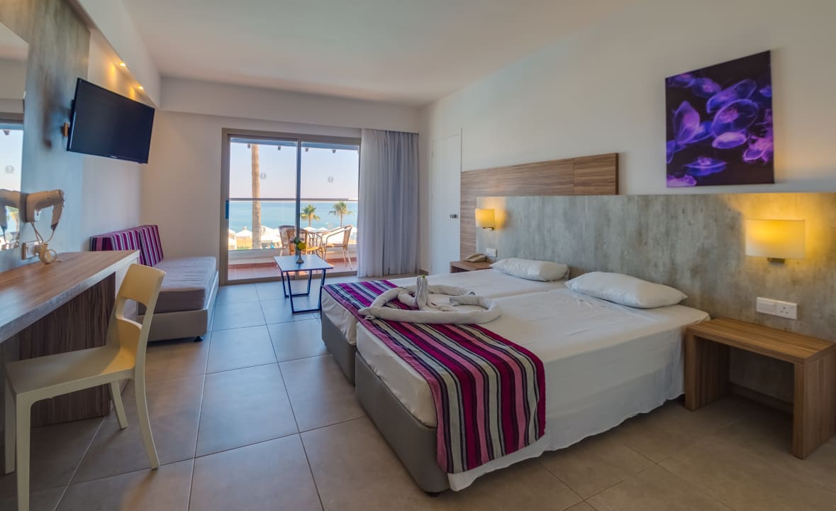 Zimmer Aqua Sol Water Park Resort