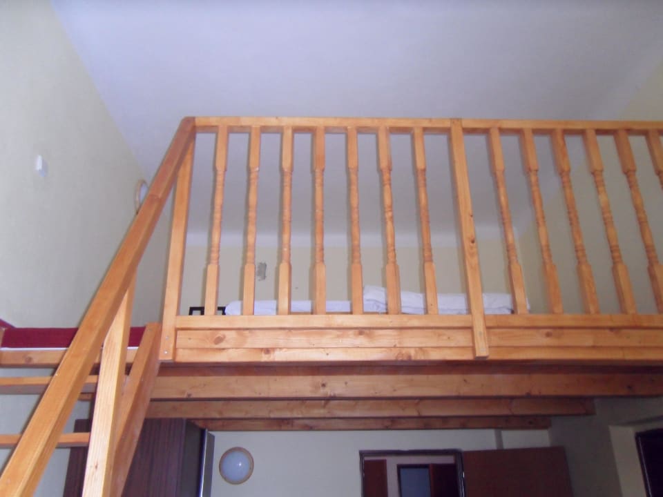 Im "zweiten" Zimmer das Hochbett Metropolitan Old Town Hotel