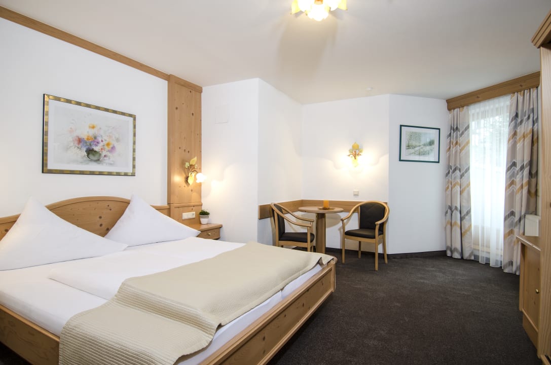 Zimmer Hotel Subretta