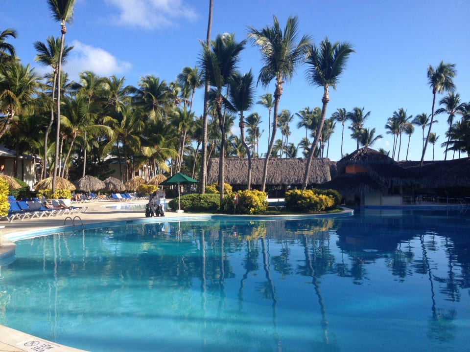 Frühmorgens am Pool Grand Palladium Punta Cana Resort & Spa