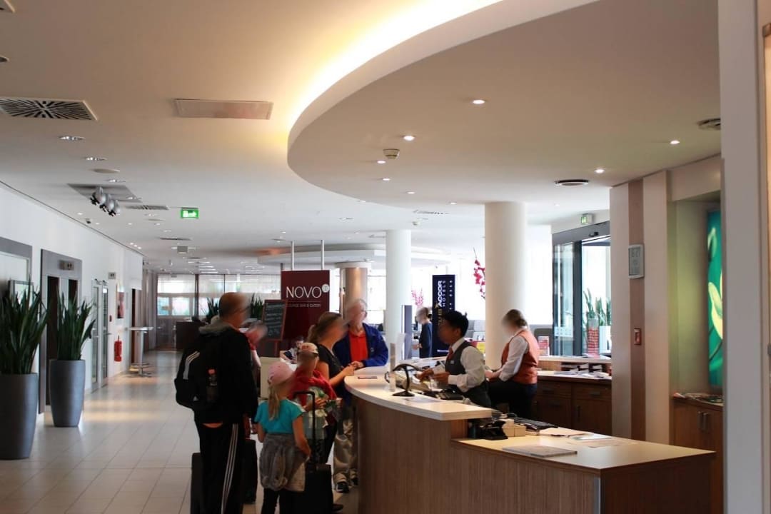 Check in Novotel Hamburg City Alster