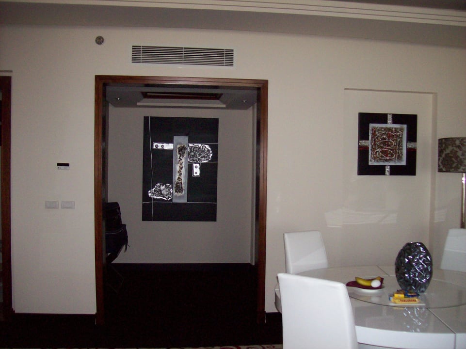 Eingangsbereich der Suite Premier Le Reve Hotel & Spa