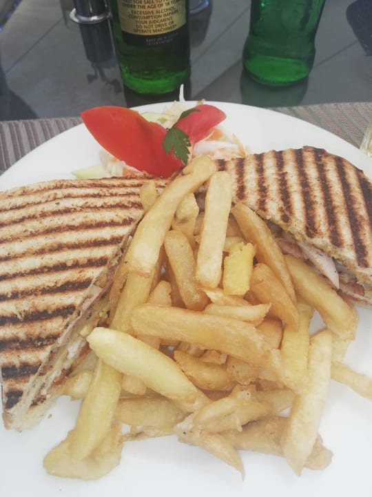 Gastro Hotel Southern Palms Beach Resort