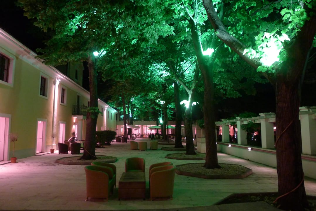 Bar / Restaurant Außenbereich Falkensteiner Hotel Adriana