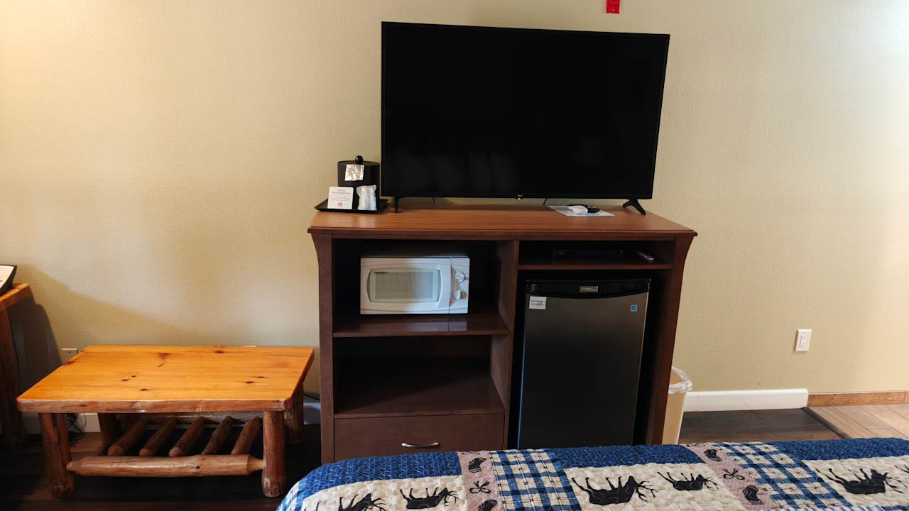 Zimmer The Cowlitz River Lodge