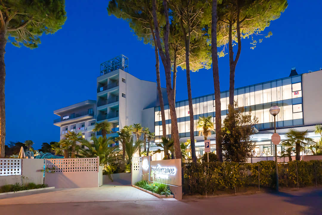 Außenansicht Mediterranee Family Hotel & Spa