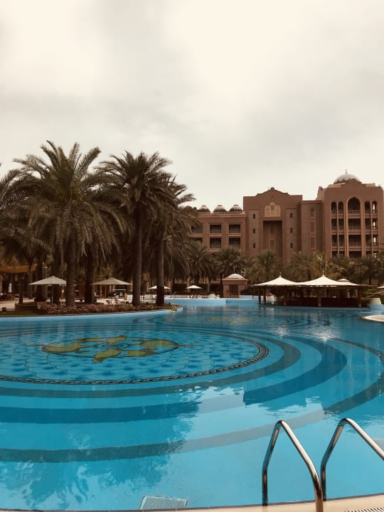 Pool Emirates Palace Mandarin Oriental