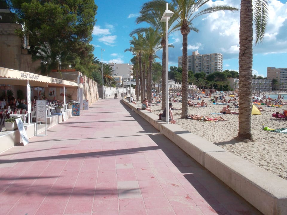 Beach Club am Starnd Hostal Villa Cati