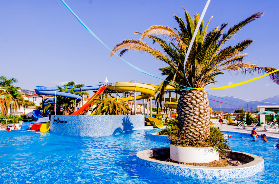 Pool San Domenico Family Hotel