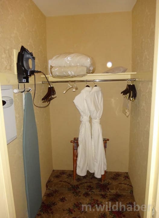 Ankleide The Waldorf Astoria New York