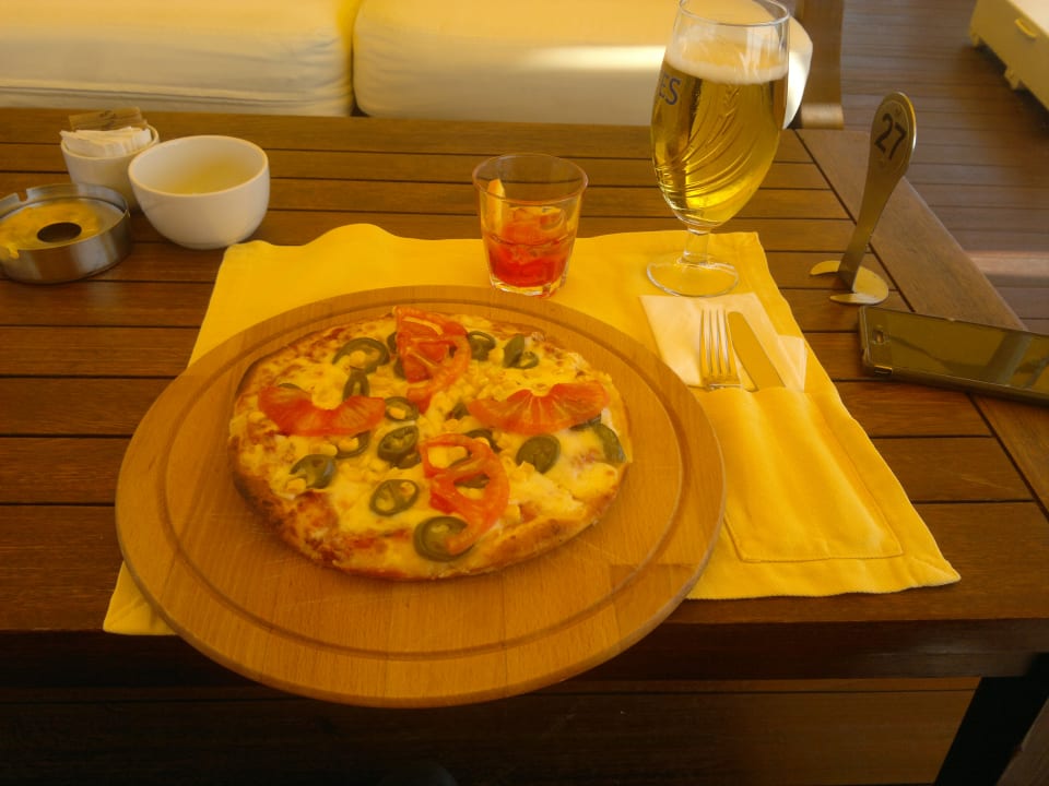 Beachbar... Gloria Verde Resort