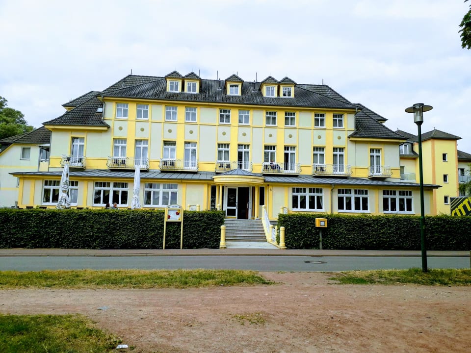 Außenansicht Strandhotel Plau am See