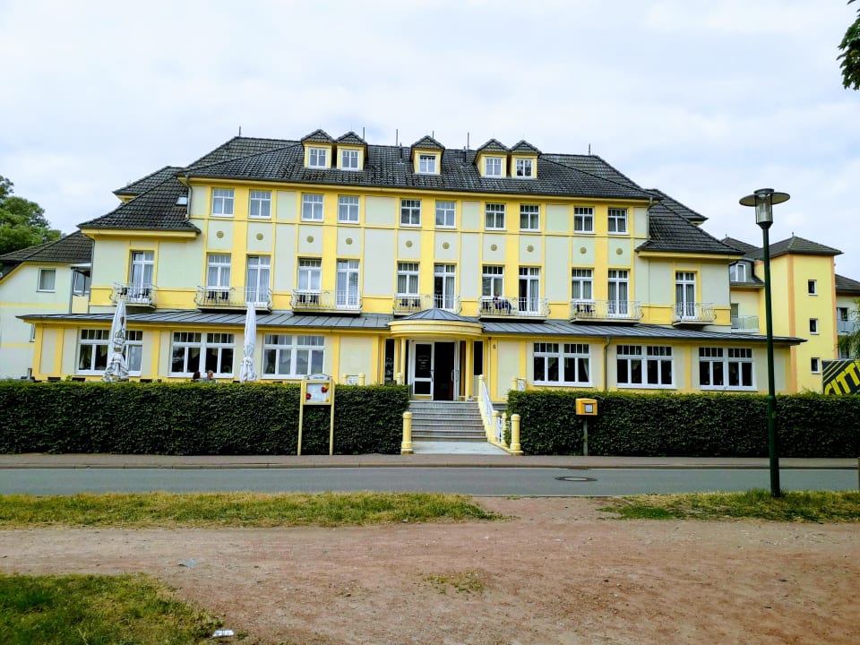 "Außenansicht" Strandhotel Plau am See (Plau am See