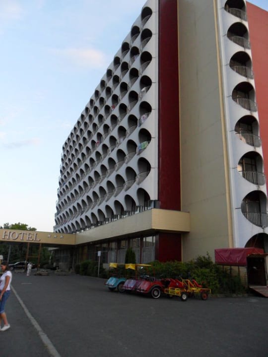 Unansprechende Außenfassade Silver Beach Retro Hotel