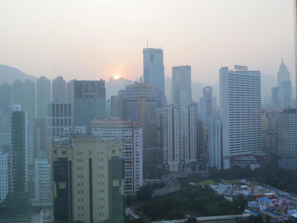 Unser erster Sonnenuntergang Metropark Hotel Causeway Bay Hong Kong