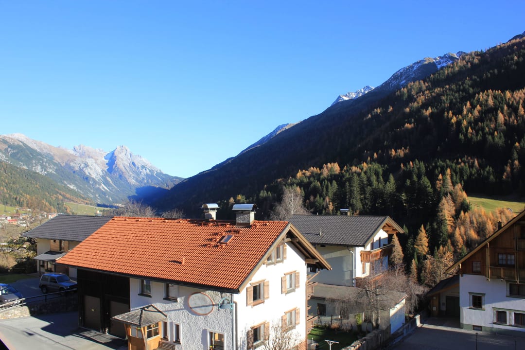 Blick vom Balkon Hotel die Arlbergerin