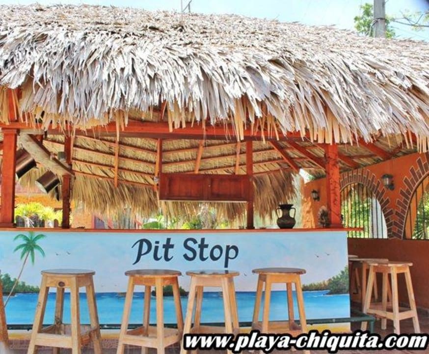 Unsere Beach-Bar Hotel Playa Chiquita