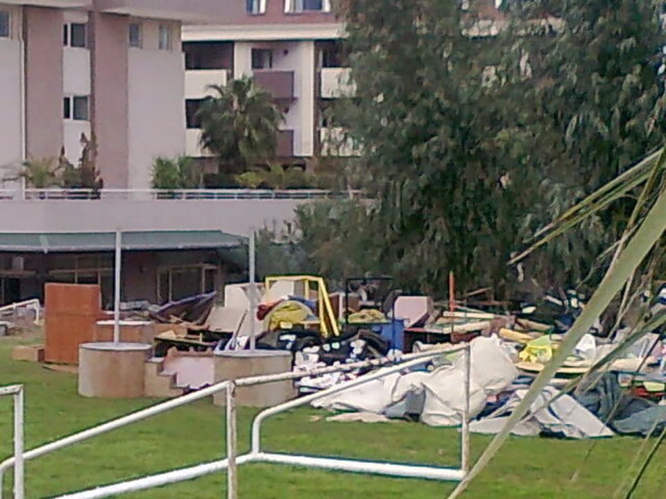 Schwere Schäden Hane Family Resort
