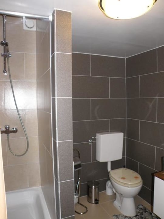 Steuerbord Appartement Dusche/ WC Nordlicht Ferienwohnung
