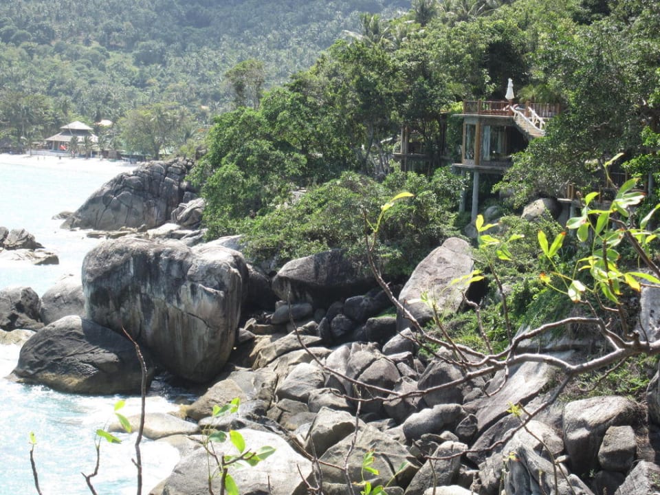 Cottages und Thong Nai Pan Yai im Hintergrund Panviman Resort Koh Phangan