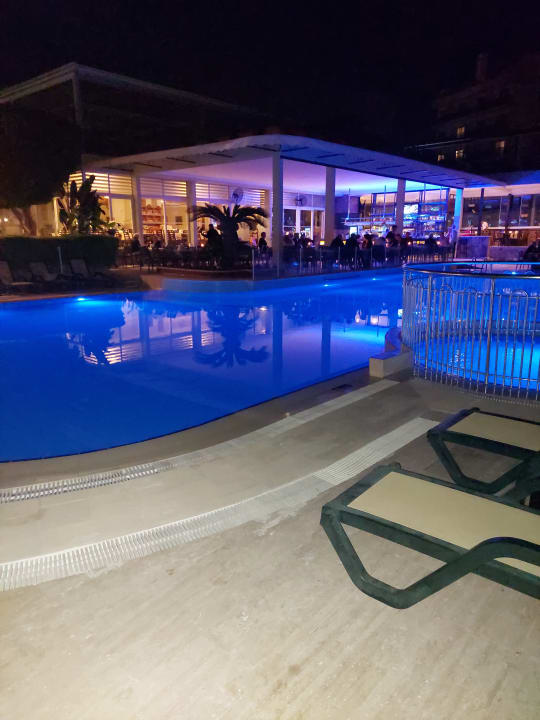 Pool Hotel Gardenia Beach