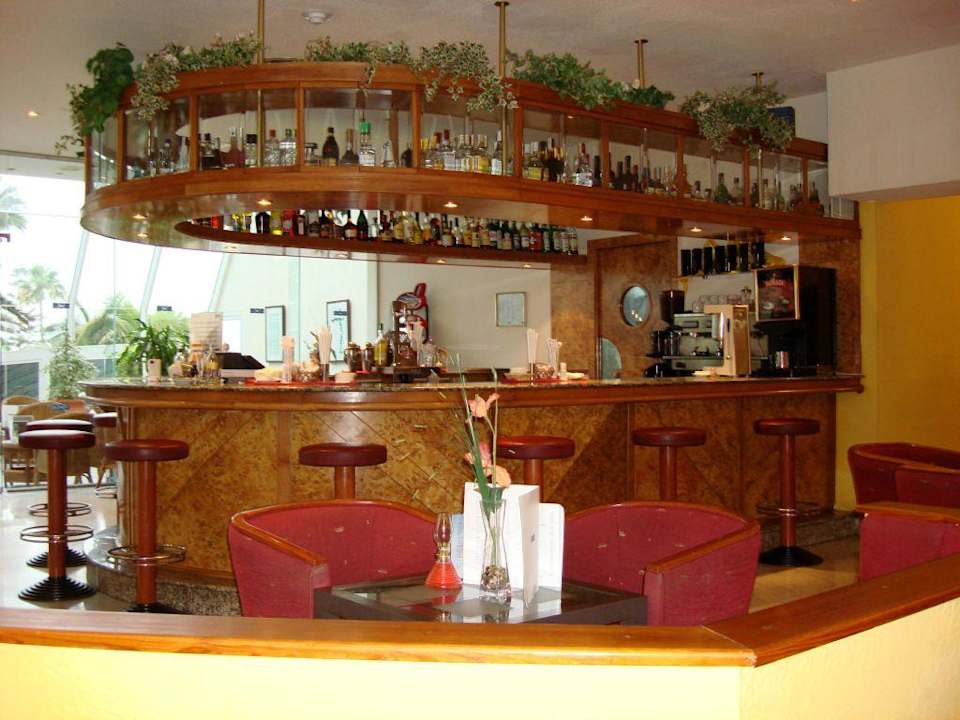 Le bar H10 Las Palmeras