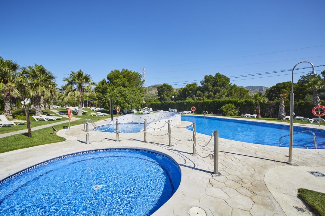 Pool Alannia Costa Dorada