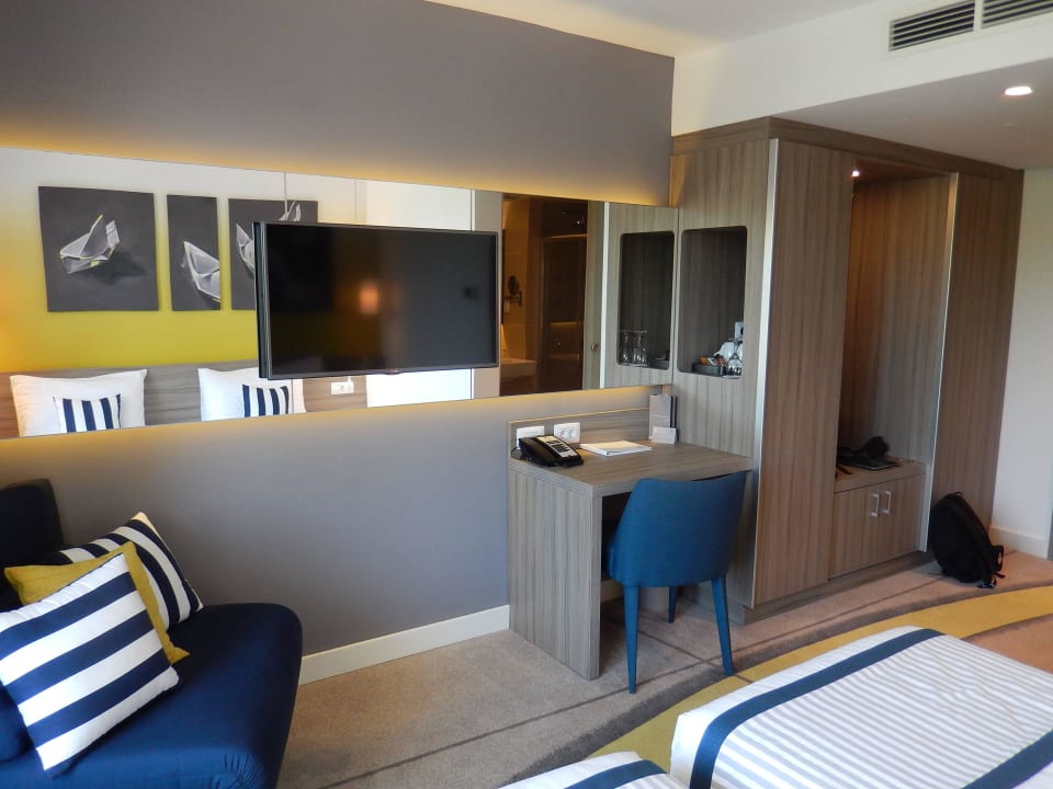 Doppelzimmer mit Balkon Park Plaza Arena Pula