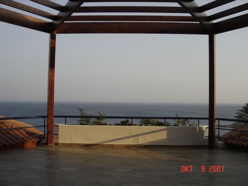 Blick vom Haupthaus Rodos Princess Beach Hotel & Spa