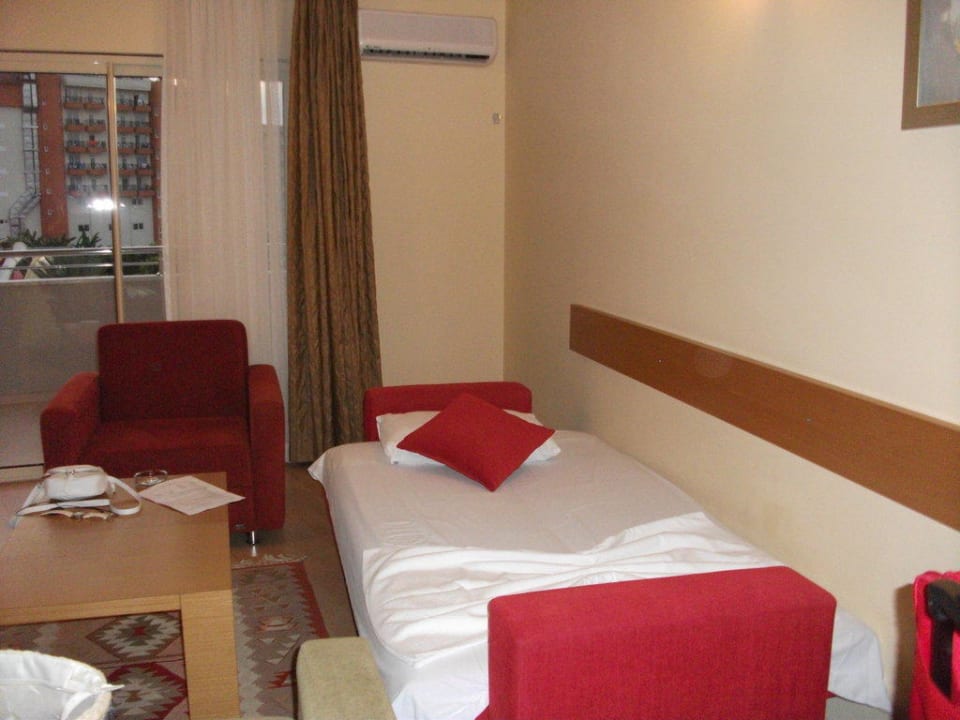 2. Wohn- Schlafraum My Home Resort