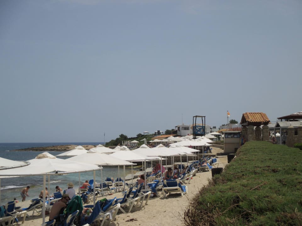 Liegen am Hotelstrand Knossos Royal