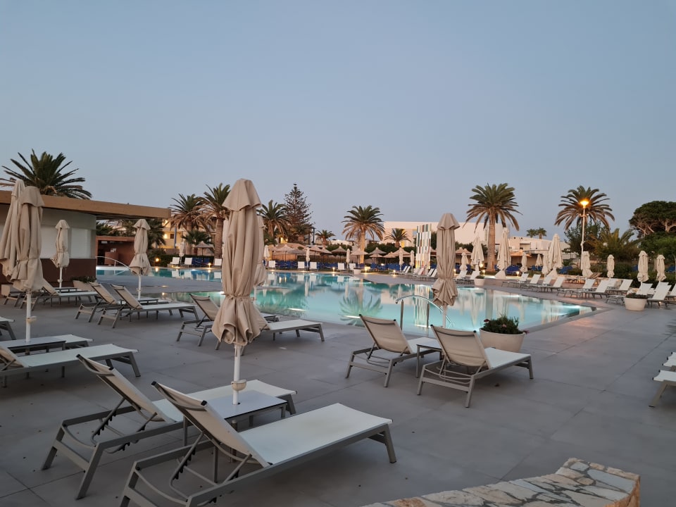 Pool Anissa Beach & Village