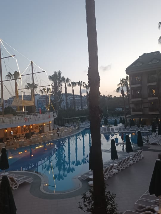 Pool Can Garden Resort