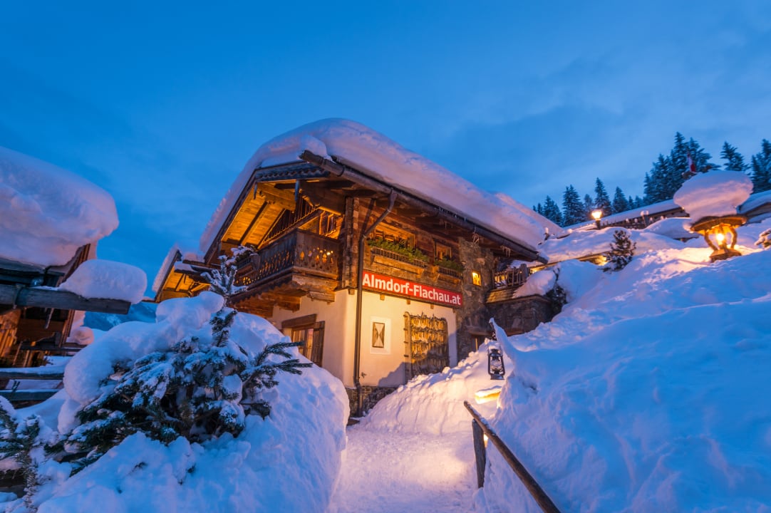 Außenansicht Almdorf Flachau