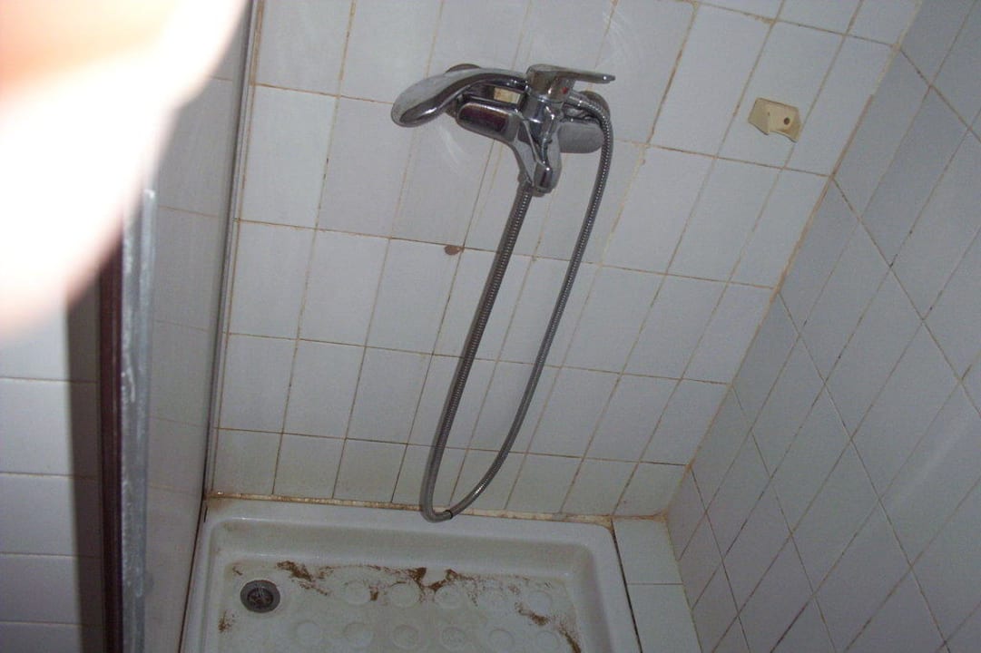 Dusche Hotel Club Tess