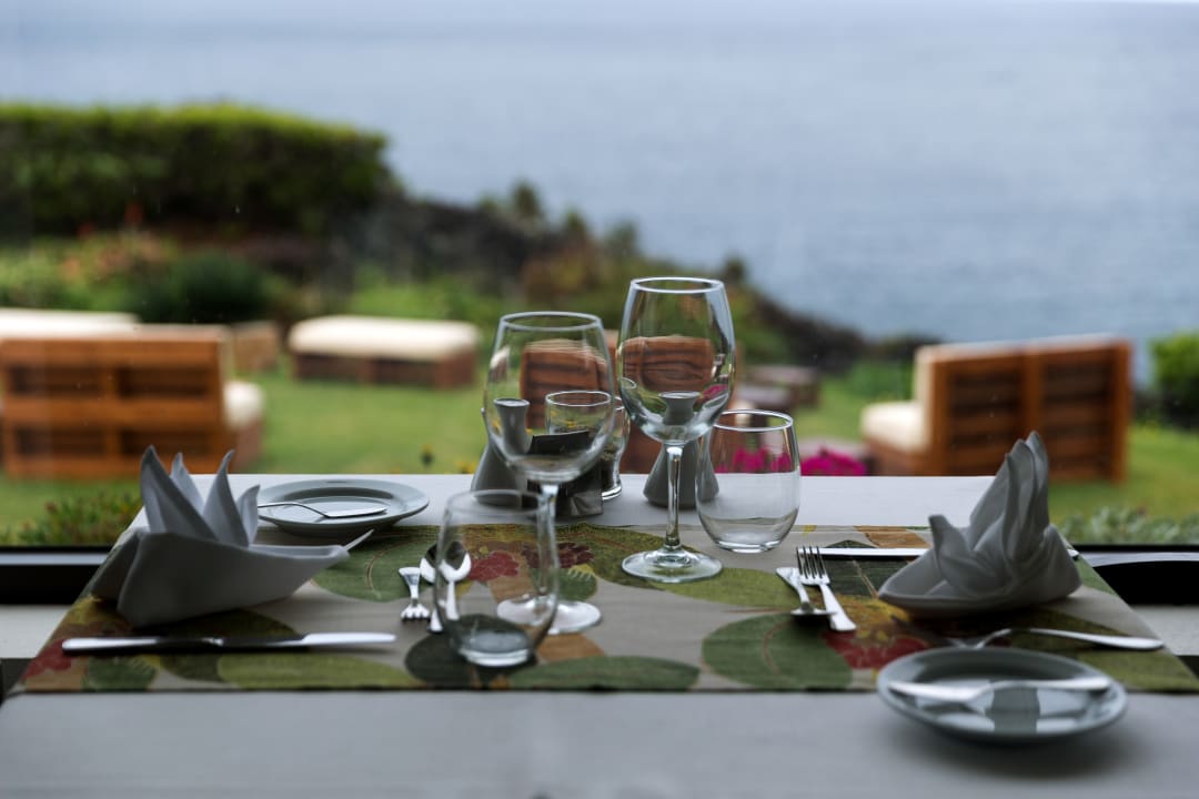Gastro Caloura Hotel Resort