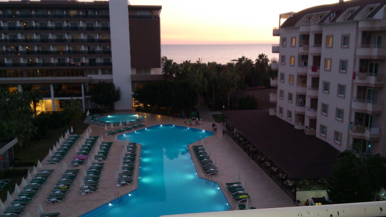 Der Blick auf´s Meer Hotel Royal Garden Beach