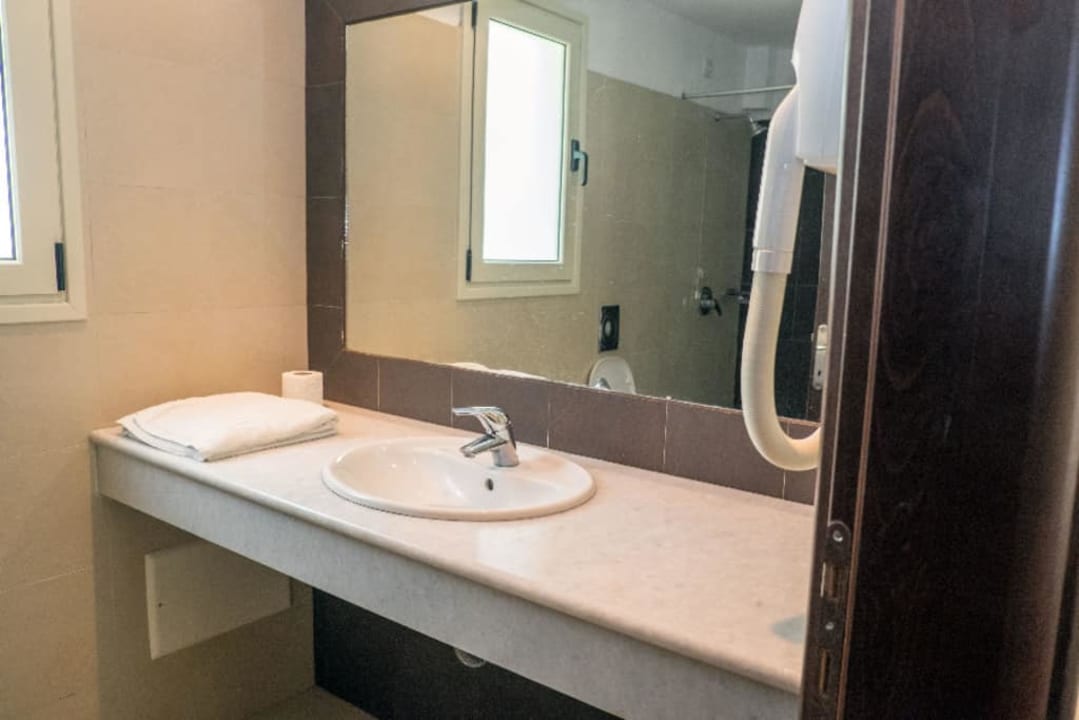 Łazienka Apartments Kamari