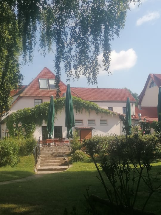 Außenansicht Land-gut-Hotel Hermann