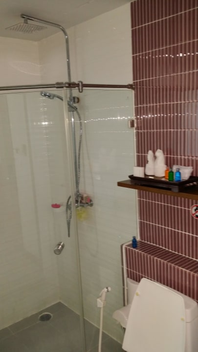 Dusche Hotel Pattaya Discovery Beach